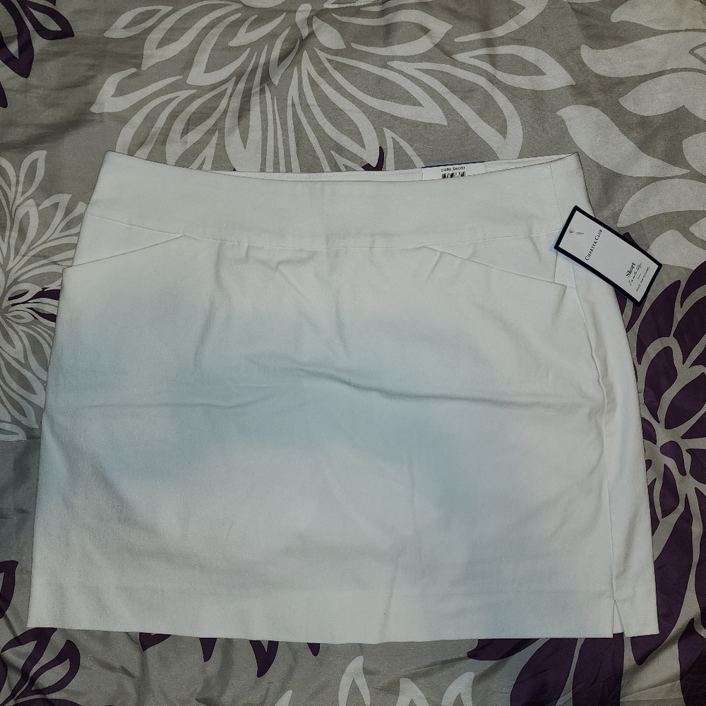 Skort